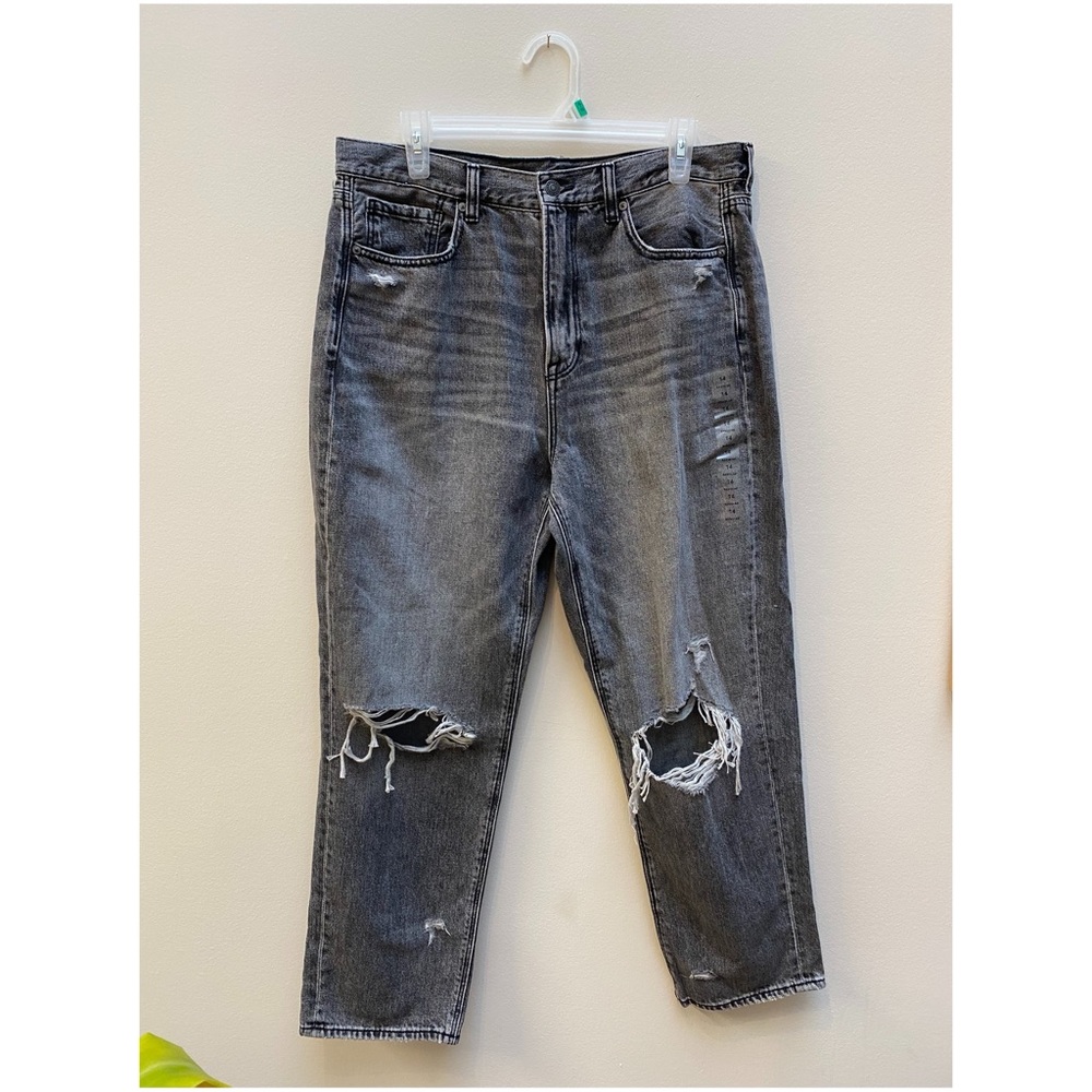 American Eagle Mom jeans